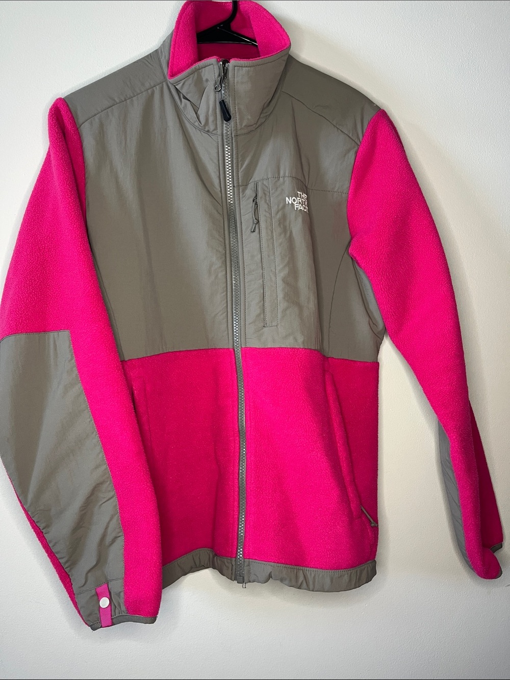 The North Face Denali Fleece Jacket hot pink grey zip up lightweight coat